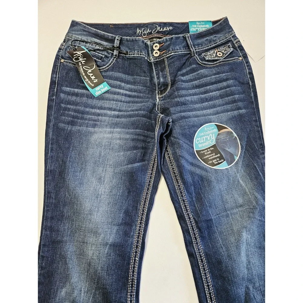 NEW ARIYA JEANS Women's Size 13/14 Slim Bootcut Flap Pockets Blue‎ Embroidered